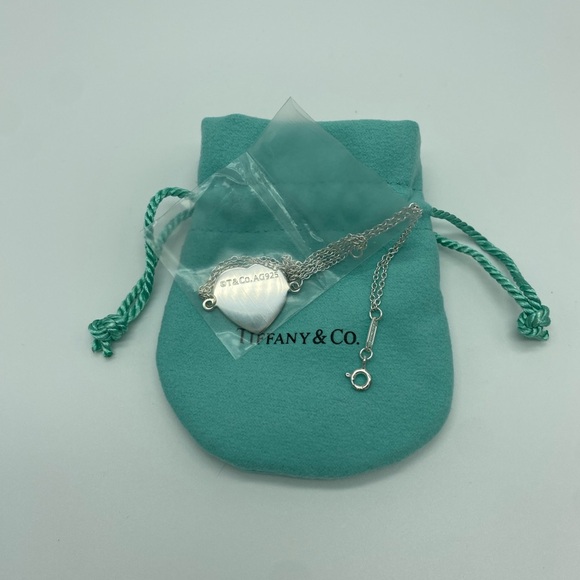 Please Return to Tiffany & Co. Heart Tag Charm Double Chain Bracelet SS 925 - Picture 2 of 13
